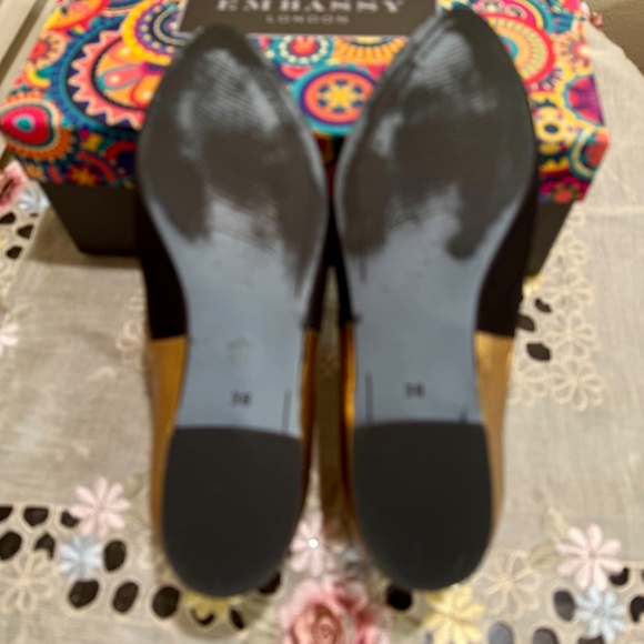 Women's Shoes - Size 38 (UK) / 7.5 USA  Embassy London - Picture 2 of 6